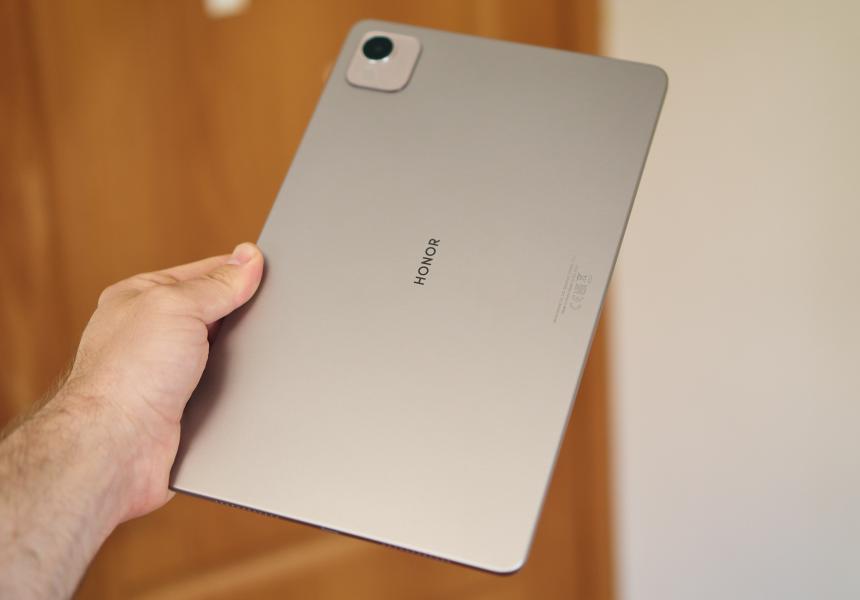 Отличный по экрану и звуку планшет до 30 тысяч рублей — HONOR Pad X9a