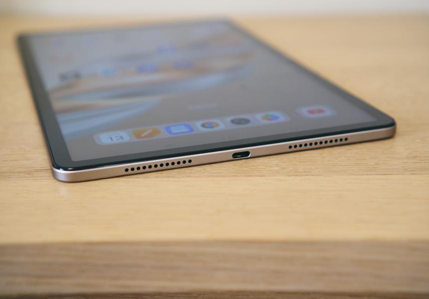 Отличный по экрану и звуку планшет до 30 тысяч рублей — HONOR Pad X9a